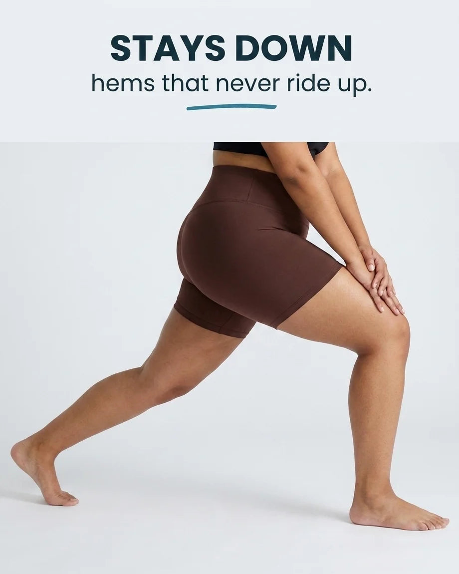 Curvana no seam biker shorts feature stays down